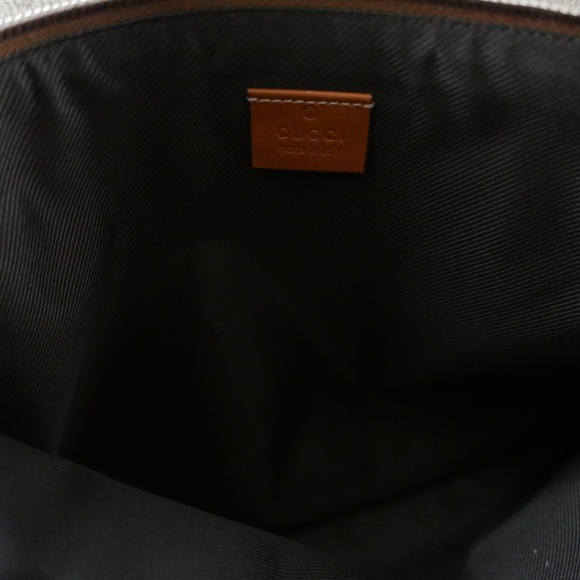 GUCCI Red Zippered Pouch - Picture 3 of 5